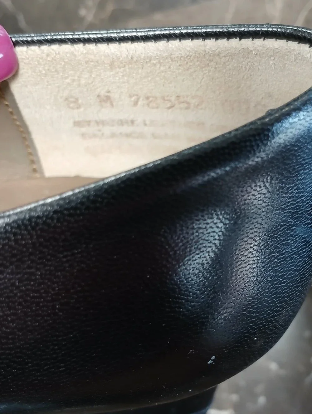 Hush Puppies Black Leather Slip-On 1.5